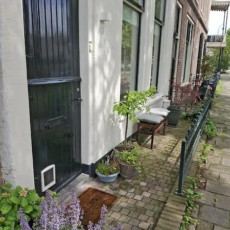 Apartment Beganengrond In Rustige Buurt *