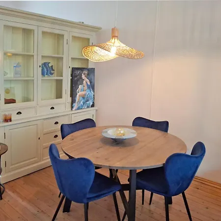 Apartment Beganengrond In Rustige Buurt Haarlem